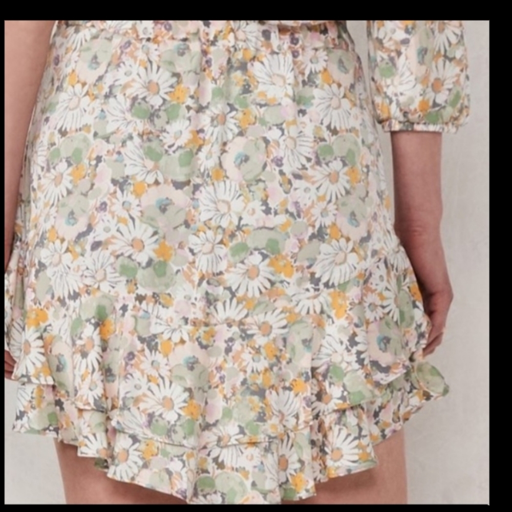 L C LAUREN CONRAD floral skirt NWT